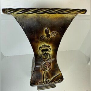 Vintage Unique Metal Vase  With Fancy‎ Design